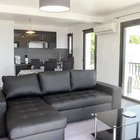 Solazur-1 Apartment